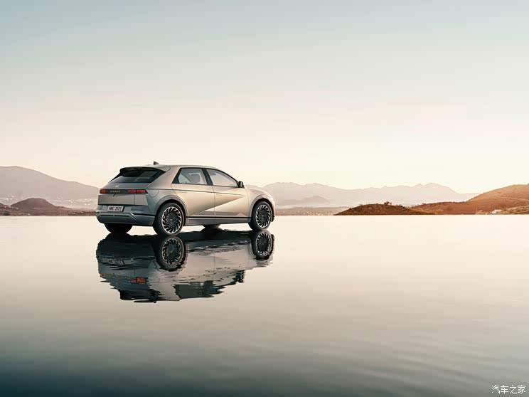 现代(进口) IONIQ(艾尼氪)5 2021款 基本型