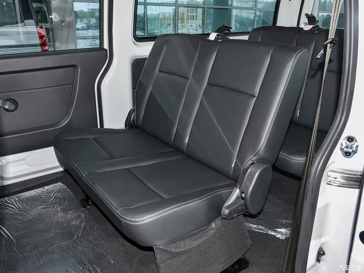 华晨鑫源 金海狮 2021款 1.5L 客车旅行狮 6座