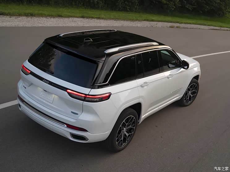 Jeep(进口) 大切诺基新能源(进口) 2022款 Summit Reserve 4xe 美国版 全面升级 全新大切诺基更多官图发布