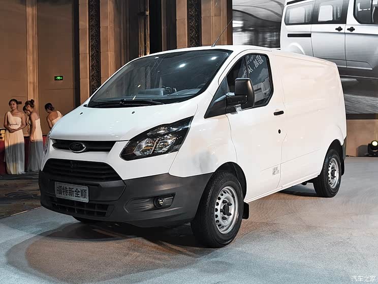 江铃福特 全顺 2017款 2.0T柴油VAN短轴低顶