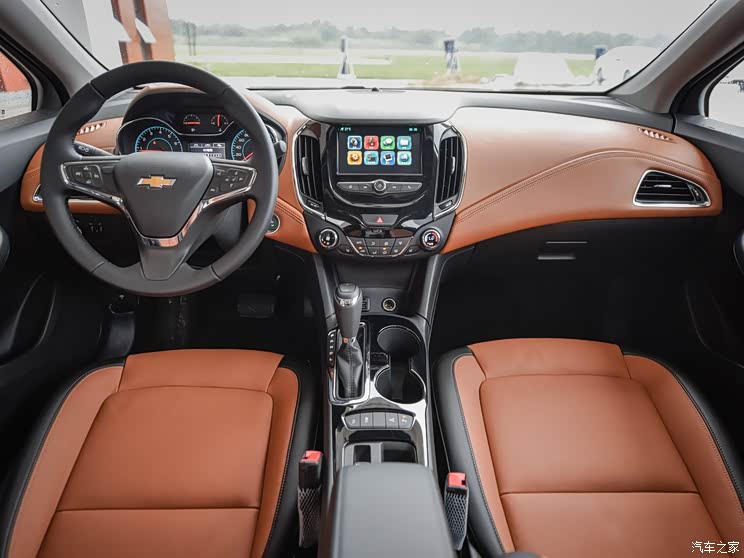 上汽通用雪佛兰 科鲁兹 2017款 1.4T 双离合领锋版