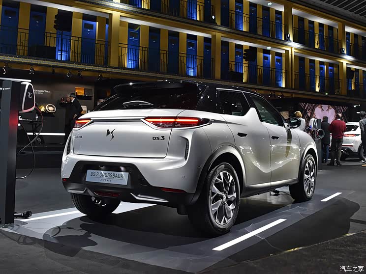 DS(M(jn)) DS 3Դ 2019 Crossback E-Tense
