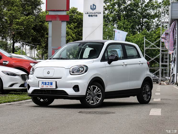 零跑汽车 零跑T03 2021款 400舒享版 零跑汽车 零跑T03 2021款 400舒享版