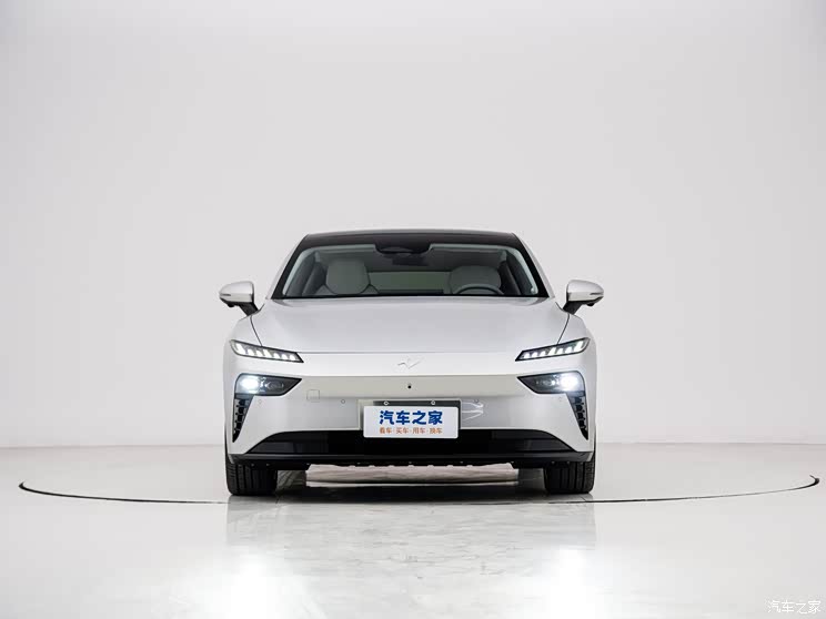 东风乘用车 eπ007 2024款 540四驱Max版 东风乘用车 eπ007 2024款 540四驱Max版