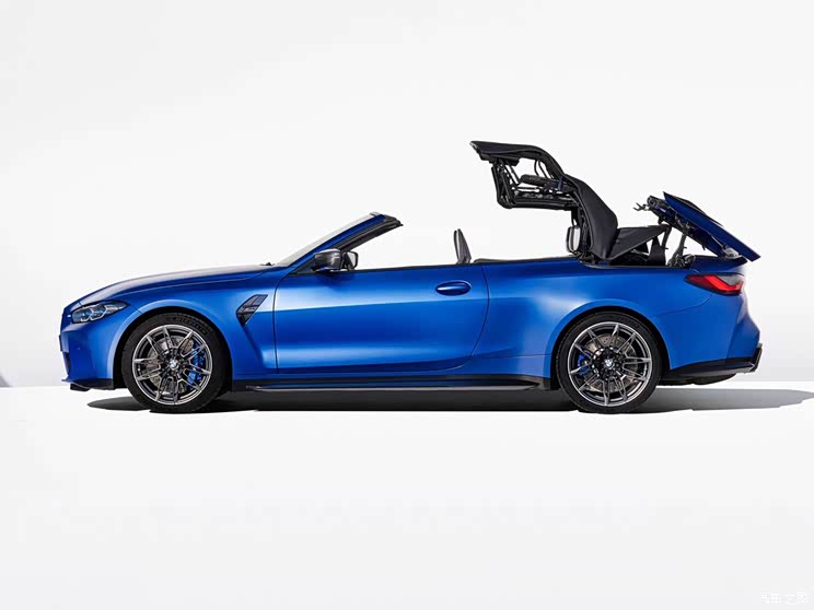 宝马M 宝马M4 2021款 M4敞篷轿跑车 M xDrive 雷霆版 新款宝马iX3领衔 宝马成都车展阵容曝光