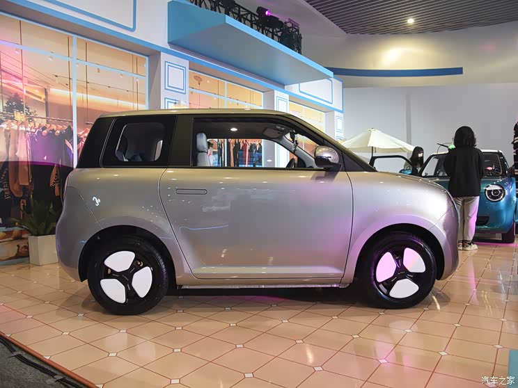 長安汽車 長安LUMIN 2022款 210km 基本型 長安汽車 長安LUMIN 2022款 210km 基本型