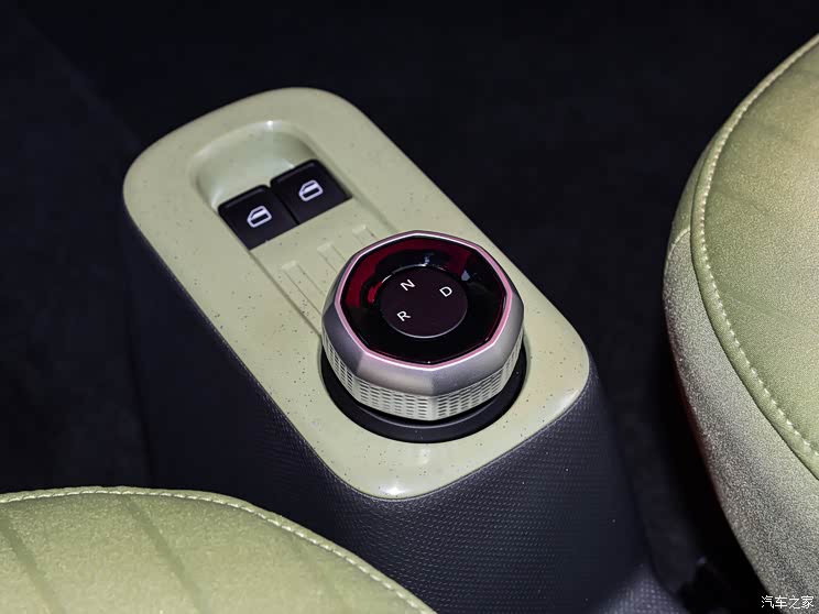 吉利汽車(chē) 熊貓mini 2023款 200km 耐力熊 吉利汽車(chē) 熊貓mini 2023款 200km 耐力熊