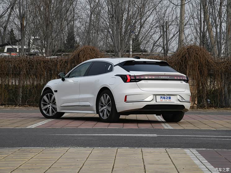 極氪 ZEEKR 001 2021款 超長續(xù)航雙電機(jī) YOU版 極氪 ZEEKR 001 2021款 超長續(xù)航雙電機(jī) YOU版