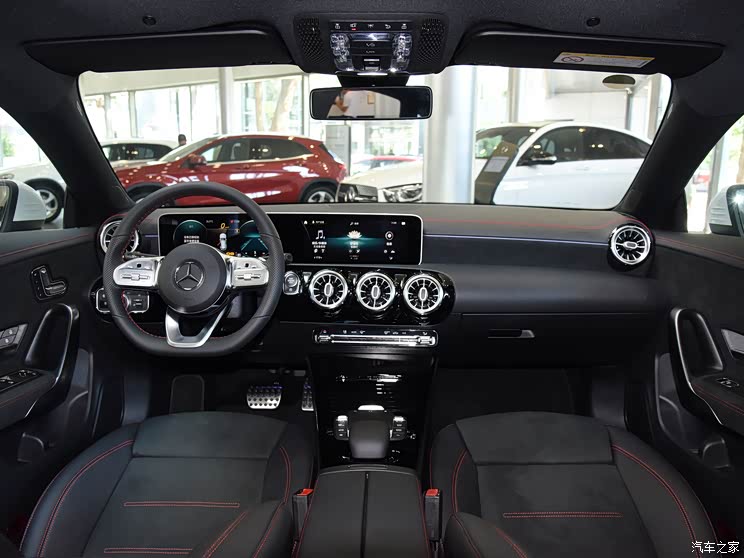 奔驰(进口) 奔驰CLA 2020款 CLA 200 猎跑车