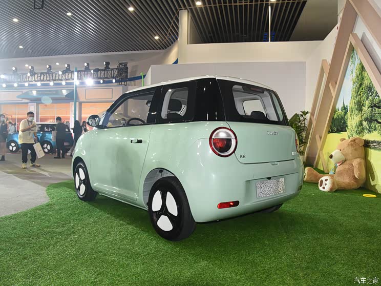 長安汽車 長安LUMIN 2022款 210km 基本型 長安汽車 長安LUMIN 2022款 210km 基本型