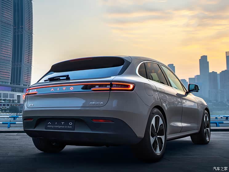 賽力斯汽車 問界M5 2022款 M5 EV 四驅(qū)純電基本型 賽力斯汽車 問界M5 2022款 M5 EV 四驅(qū)純電基本型