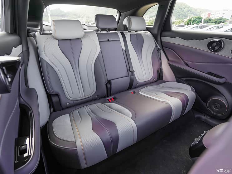 比亞迪 護衛(wèi)艦07 2023款 DM-p 175KM 四驅(qū)旗艦型 比亞迪 護衛(wèi)艦07 2023款 DM-p 175KM 四驅(qū)旗艦型