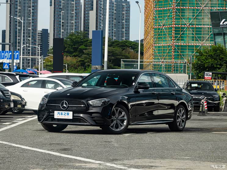 北京奔驰 奔驰E级 2023款 改款 E 300 L 运动尊贵型 北京奔驰 奔驰E级 2023款 改款 E 300 L 运动尊贵型