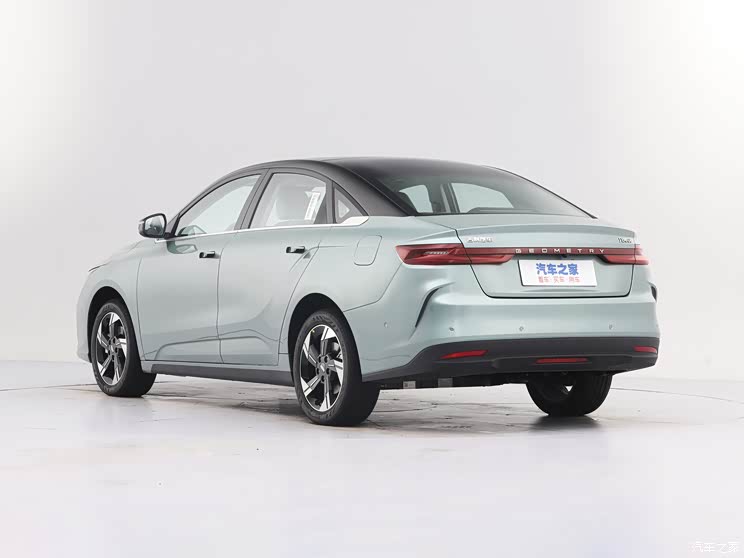 幾何汽車 幾何G6 2022款 620 旗艦型 幾何汽車 幾何G6 2022款 620 旗艦型