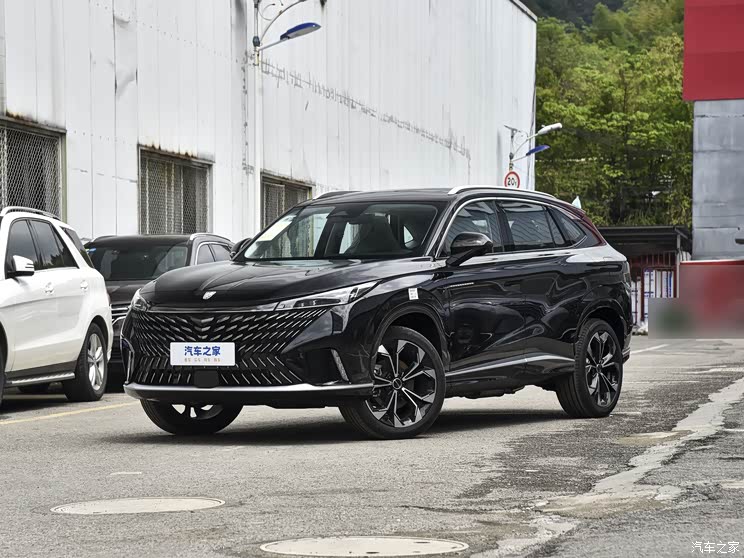 上汽集團(tuán) 榮威RX5新能源 2023款 eRX5 超混尊榮版 上汽集團(tuán) 榮威RX5新能源 2023款 eRX5 超混尊榮版