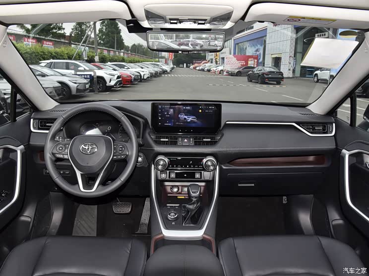 一汽豐田 RAV4榮放 2023款 雙擎 2.5L E-CVT四驅(qū)旗艦版 一汽豐田 RAV4榮放 2023款 雙擎 2.5L E-CVT四驅(qū)旗艦版