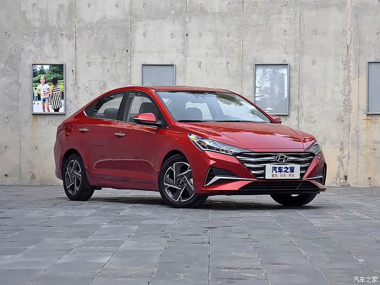 北京现代 悦纳 2020款 1.4l cvt top精英版
