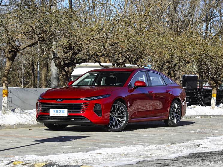 一汽奔騰 奔騰B70 2024款 第四代 2.0T 領(lǐng)航版 一汽奔騰 奔騰B70 2024款 第四代 2.0T 領(lǐng)航版