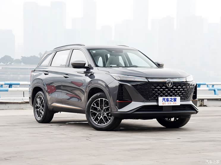 长安汽车 长安CS75 PLUS 2022款 第二代 基本型 长安汽车 长安CS75 PLUS 2022款 第二代 基本型