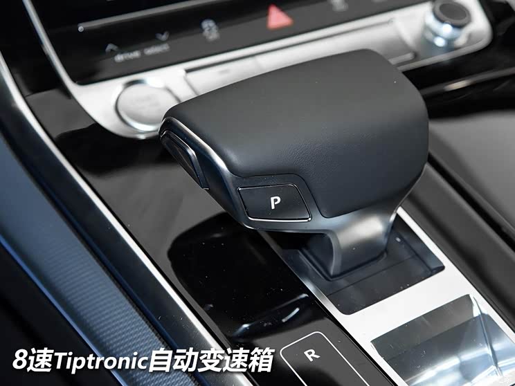 奥迪(进口) 奥迪Q8 2019款 45 TFSI 豪华致雅型