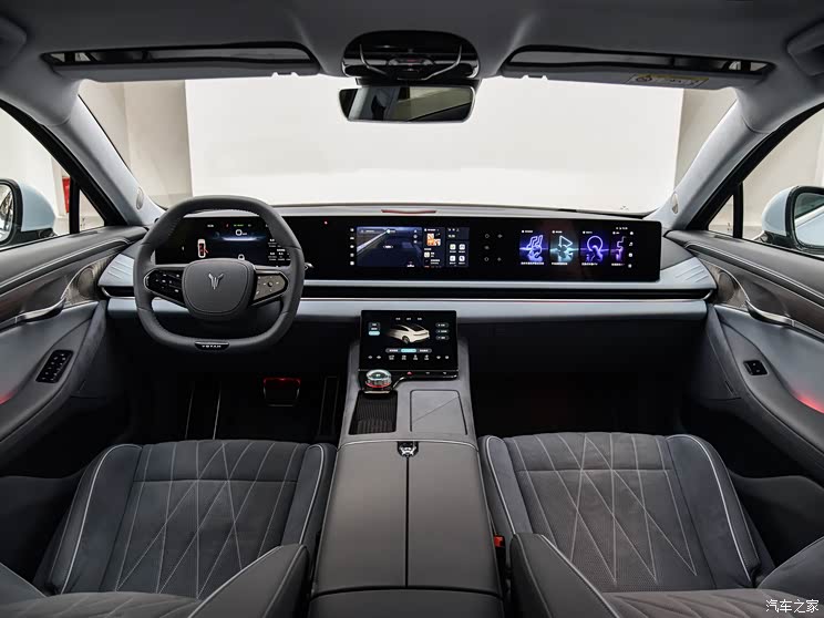 岚图汽车 岚图追光 2023款 长续航旗舰版 岚图汽车 岚图追光 2023款 长续航旗舰版