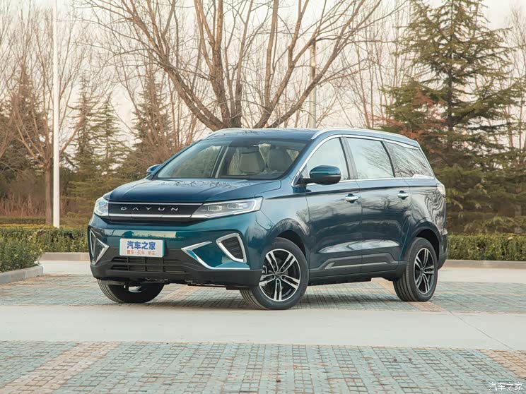 大運(yùn)汽車(chē) 遠(yuǎn)志M1 2022款 改款 4座550頭等艙 大運(yùn)汽車(chē) 遠(yuǎn)志M1 2022款 改款 4座550頭等艙