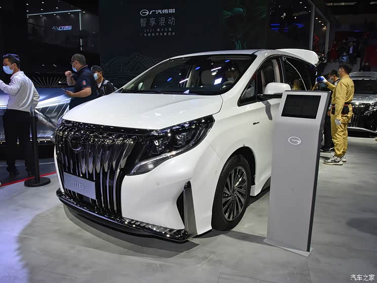 广汽乘用车 传祺M8 2021款 大师系列 390T 旗舰版