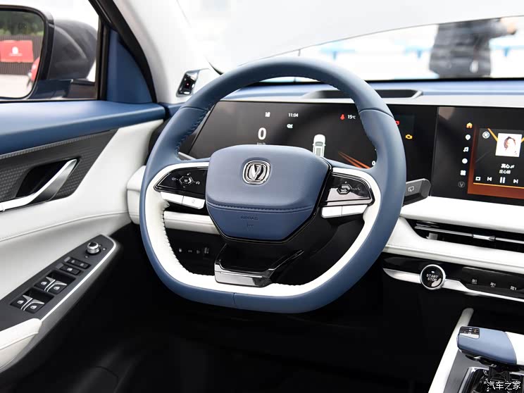 长安汽车 长安CS75 PLUS 2022款 第二代 基本型 长安汽车 长安CS75 PLUS 2022款 第二代 基本型