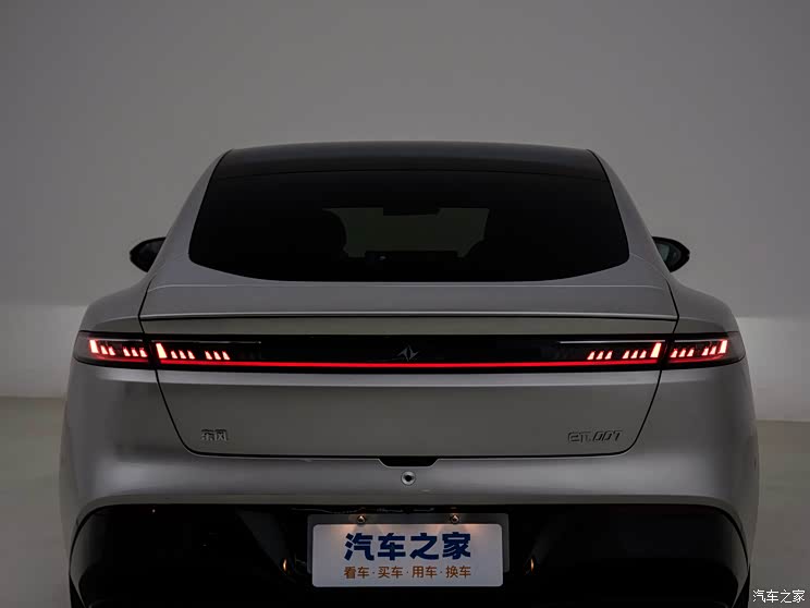 东风乘用车 eπ007 2024款 540四驱Max版 东风乘用车 eπ007 2024款 540四驱Max版