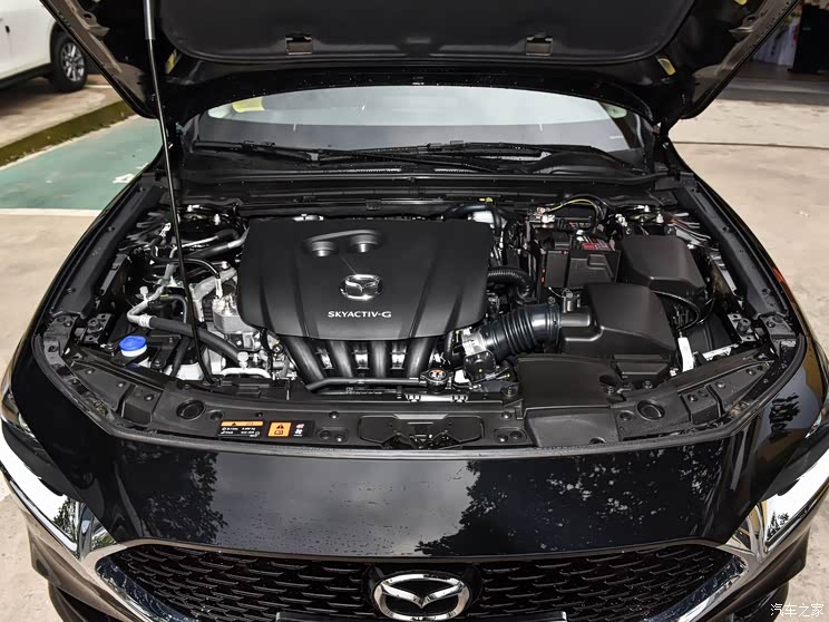 長安馬自達(dá) 馬自達(dá)3 昂克賽拉 2023款 2.0L 自動質(zhì)雅版 長安馬自達(dá) 馬自達(dá)3 昂克賽拉 2023款 2.0L 自動質(zhì)雅版