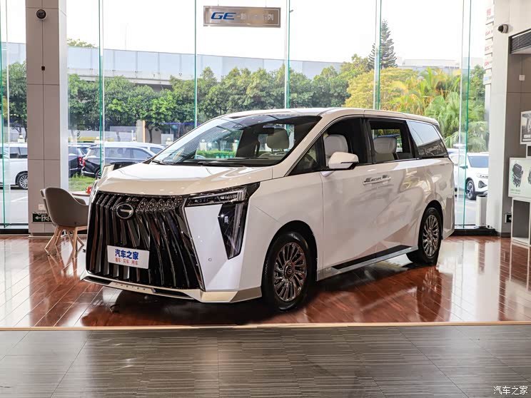 廣汽乘用車 傳祺M8新能源 2024款 2.0TM 插電混動基本型 廣汽乘用車 傳祺M8新能源 2024款 2.0TM 插電混動基本型