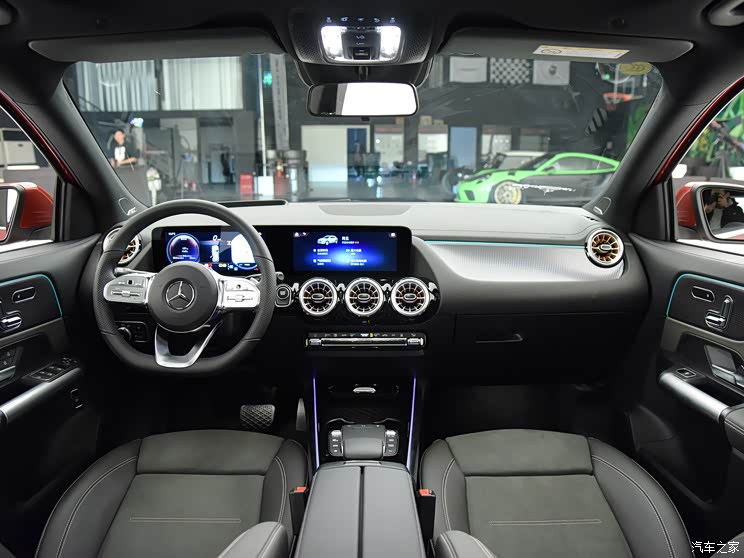 北京奔驰 奔驰EQA 2022款 EQA 300 4MATIC