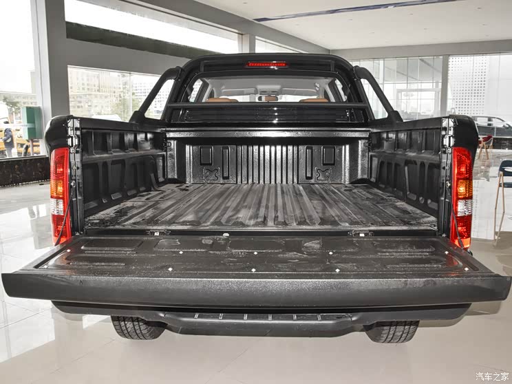 福田汽车 福田征服者5 2022款 自动柴油四驱标准型 福田汽车 福田征服者5 2022款 自动柴油四驱标准型