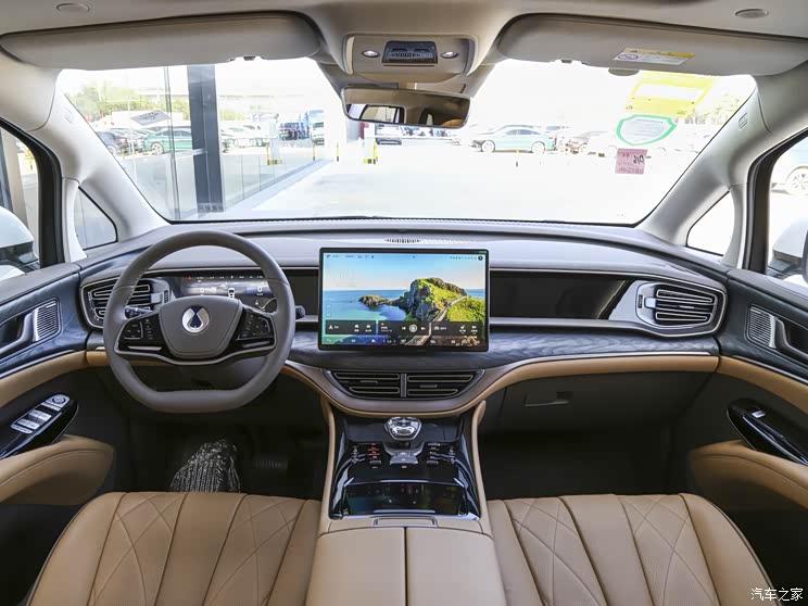 騰勢汽車 騰勢D9 2022款 DM-i 1040 尊貴型 騰勢汽車 騰勢D9 2022款 DM-i 1040 尊貴型