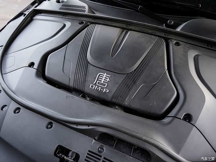 比亞迪 唐新能源 2022款 DM-p 215KM 四驅(qū)旗艦型 比亞迪 唐新能源 2022款 DM-p 215KM 四驅(qū)旗艦型