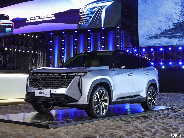 吉利汽车 博越L 2022款 Hi・F油电混动 吉利汽车 博越L 2022款 Hi・F油电混动