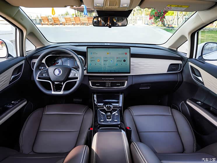 比亞迪 宋MAX新能源 2022款 DM-i 105KM 行政版 比亞迪 宋MAX新能源 2022款 DM-i 105KM 行政版