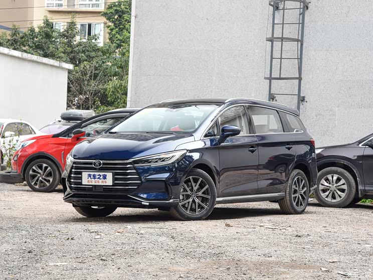 比亞迪 宋MAX新能源 2022款 DM-i 105KM 旗艦型 比亞迪 宋MAX新能源 2022款 DM-i 105KM 旗艦型