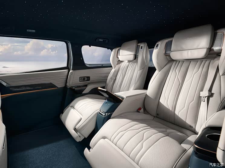 上汽通用別克 別克GL8 2022款 GL8世紀CENTURY 上汽通用別克 別克GL8 2022款 GL8世紀CENTURY