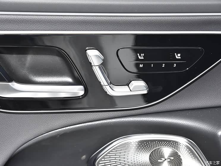 奔馳(進(jìn)口) 奔馳E級(jí)(進(jìn)口) 2024款 E 300 豪華型運(yùn)動(dòng)版 奔馳(進(jìn)口) 奔馳E級(jí)(進(jìn)口) 2024款 E 300 豪華型運(yùn)動(dòng)版