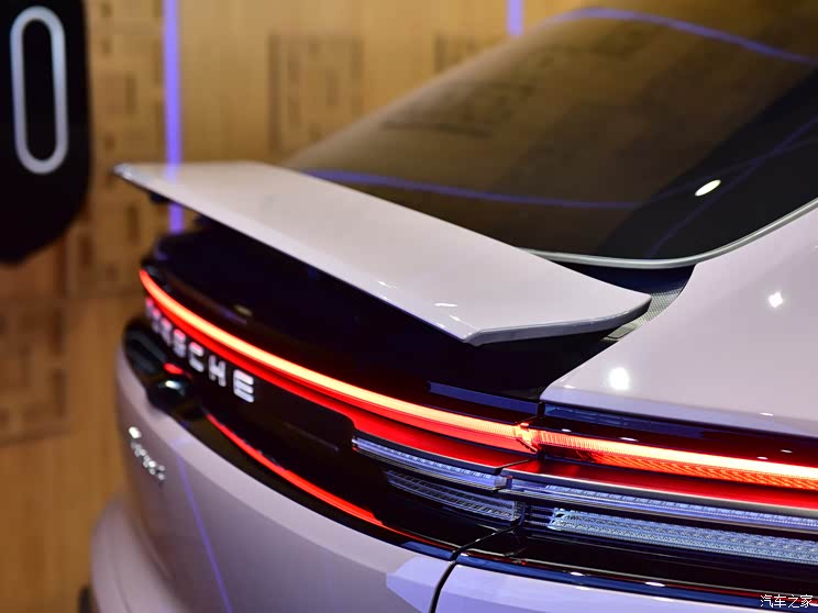 保时捷 Macan新能源 2024款 Macan 4 保时捷 Macan新能源 2024款 Macan 4