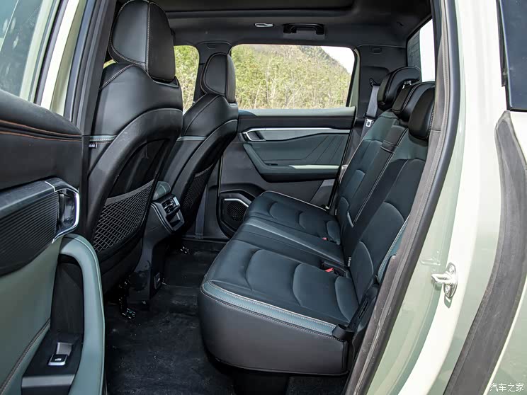 雷达汽车 雷达RD6 2024款 地平线 460km 四驱Max版 雷达汽车 雷达RD6 2024款 地平线 460km 四驱Max版