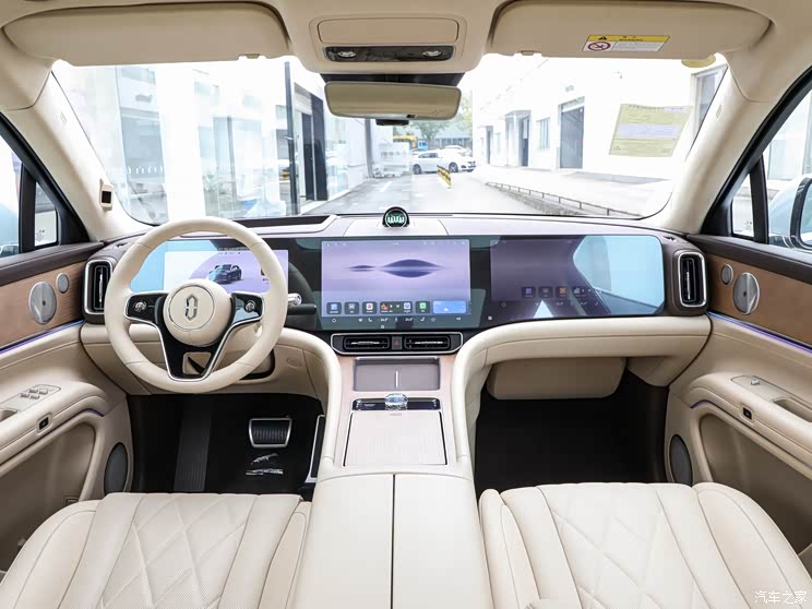 AITO 問界 問界M9 2024款 增程 Ultra版 42kWh  AITO 問界 問界M9 2024款 增程 Ultra版 42kWh