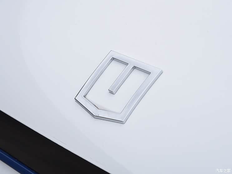 遠(yuǎn)程 遠(yuǎn)程星享V 2023款 V6E 國軒41.93kWh 功能版 JHC6480BEV51 遠(yuǎn)程 遠(yuǎn)程星享V 2023款 V6E 國軒41.93kWh 功能版 JHC6480BEV51