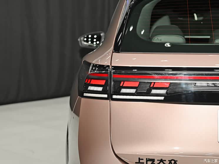上汽大众 途观L 2024款 380TSI PRO 自动四驱高配 上汽大众 途观L 2024款 380TSI PRO 自动四驱高配
