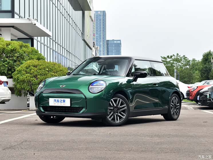 光束汽車 電動MINI COOPER 2024款 452km COOPER SE 1/65限定版 光束汽車 電動MINI COOPER 2024款 452km COOPER SE 1/65限定版