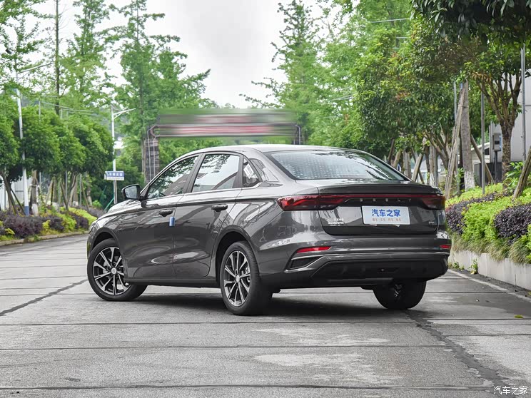 吉利汽车 帝豪 2025款 第4代 1.5L CVT荣耀版 吉利汽车 帝豪 2025款 第4代 1.5L CVT荣耀版