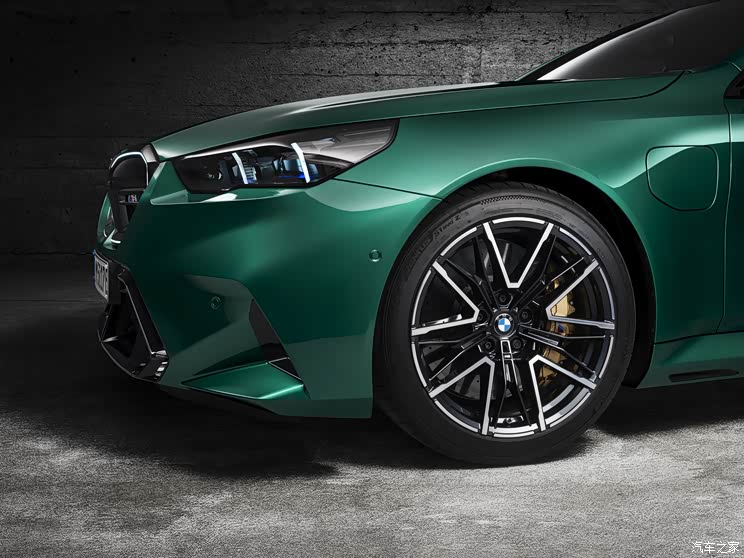 宝马M 宝马M5新能源 2024款 M5  宝马M 宝马M5新能源 2024款 M5