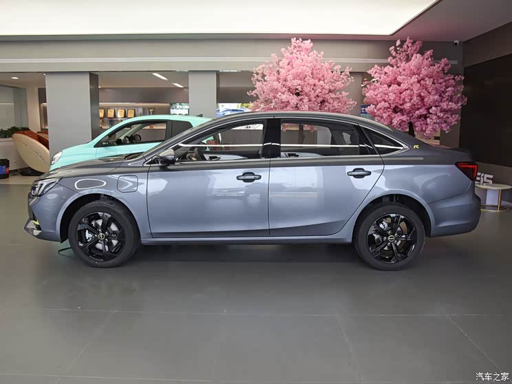 上汽集團(tuán) 榮威ei6 MAX 2021款 EV 基本型