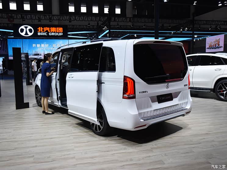 福建奔驰 奔驰V级 2021款 基本型 福建奔驰 奔驰V级 2021款 基本型